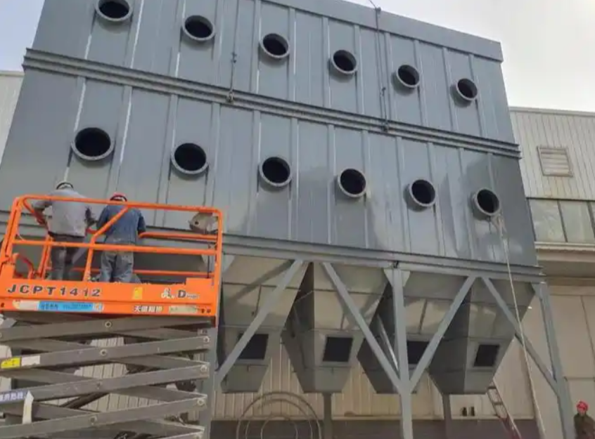 河南除塵設(shè)備廠家怎么選？布袋除塵器、濾筒除塵器哪家靠譜？資深技術(shù)顧問經(jīng)驗(yàn)分享